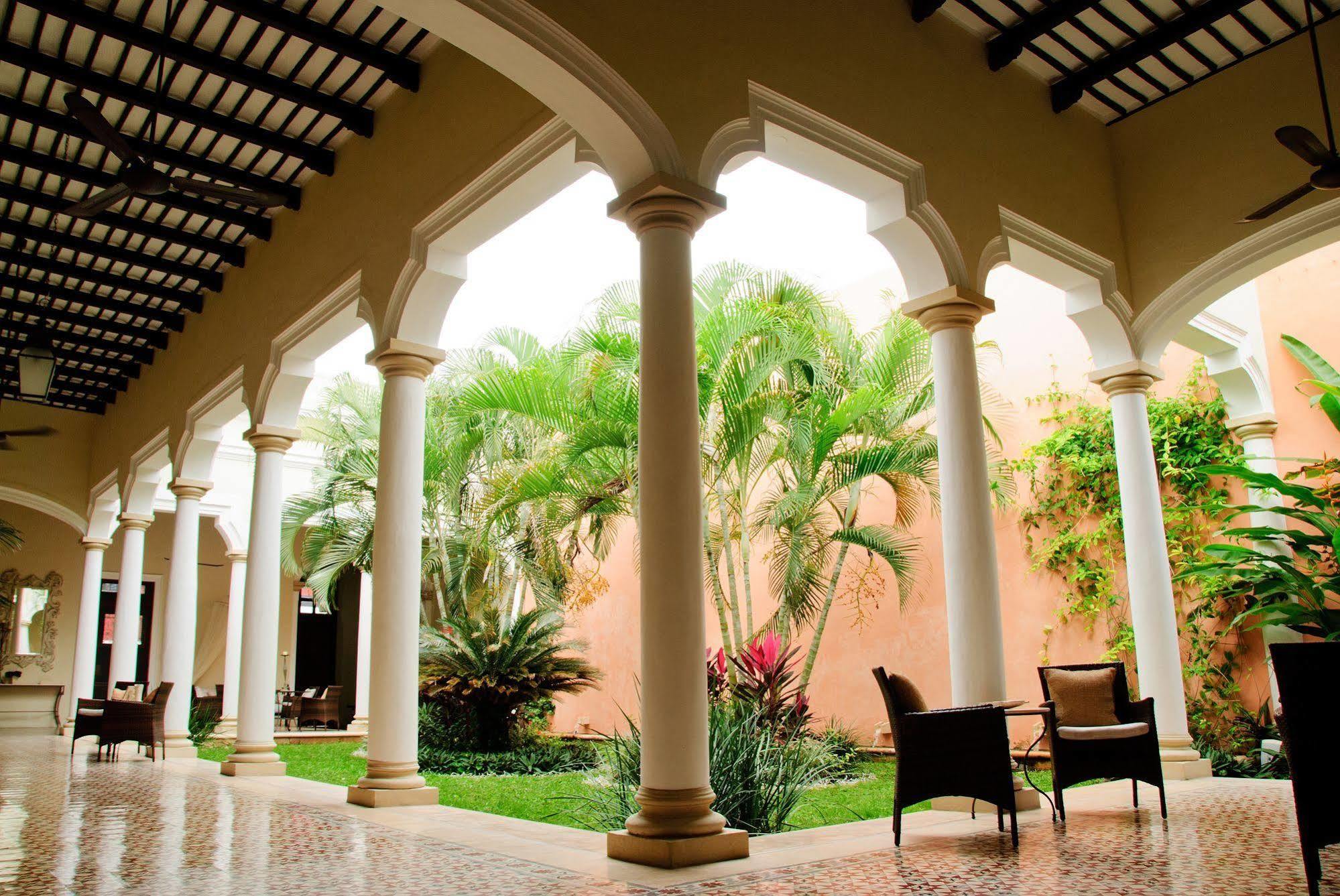 Decu Downtown Hotel Mérida Kültér fotó