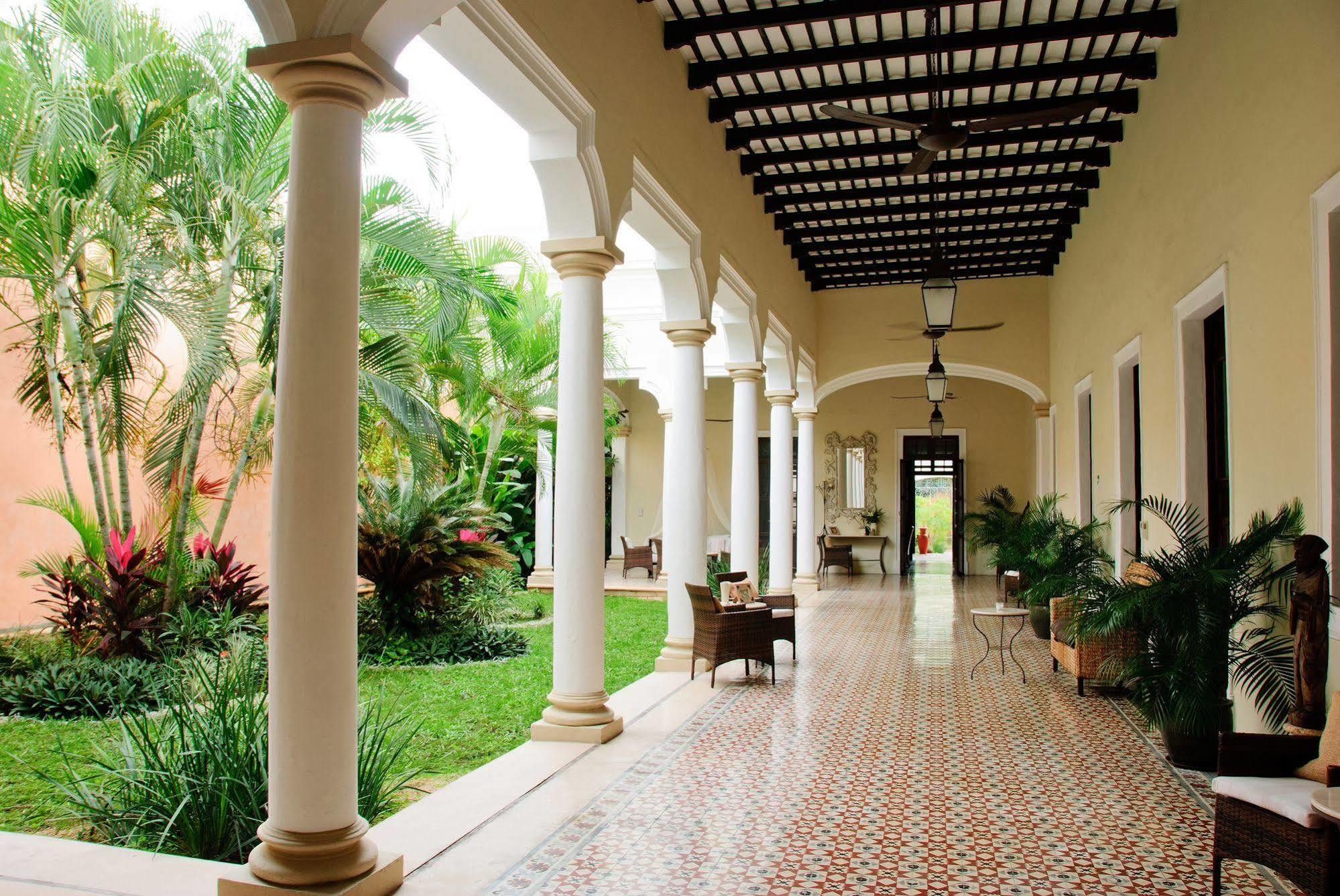 Decu Downtown Hotel Mérida Kültér fotó